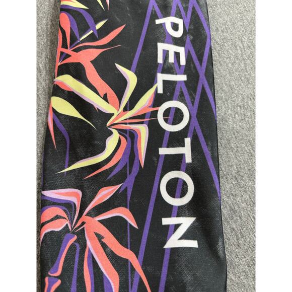 Onzie x Peloton | Women Origami Cropped High Waist Leaf Print Leggings | Medium - Picture 6 of 6